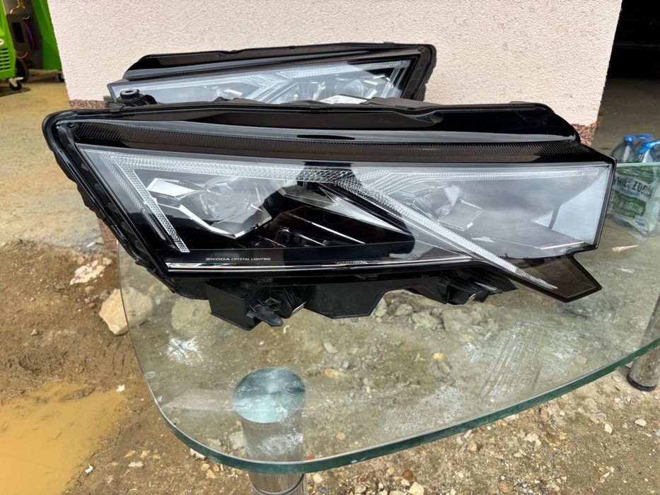 Skoda octavia 4 IV lift lampy reflektory prawa lewa