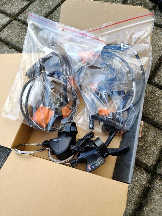 Hamulce V - brake zmanetkami.