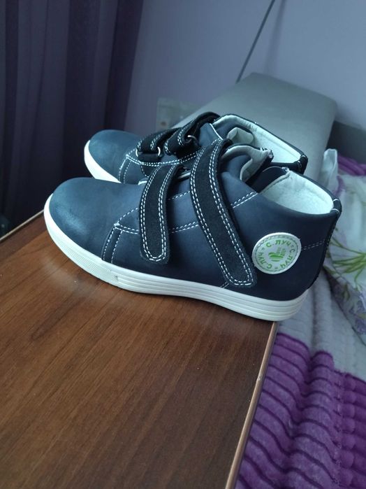 Весняне дитяче взуття