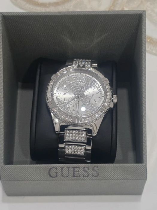 Relógio de mulher GUESS SWAROVSKI