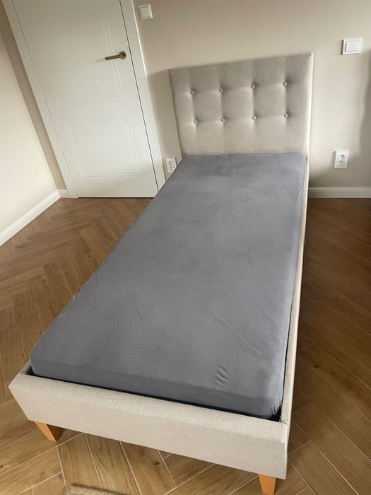 (2x 650zl) Łóżko tapicerowane 200x90cm