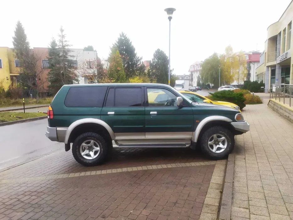 Mitsubishi Pajero Sport Mitsubishi Pajero Sport 3.0 V6 Off road