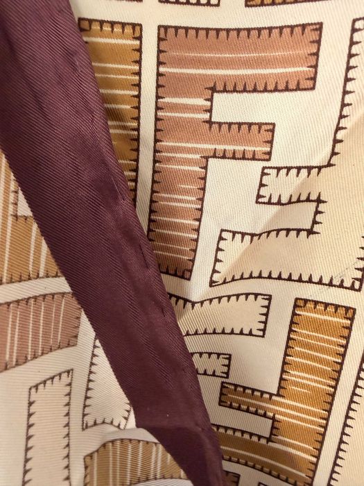 Хустка нова ШОВК 90/90см