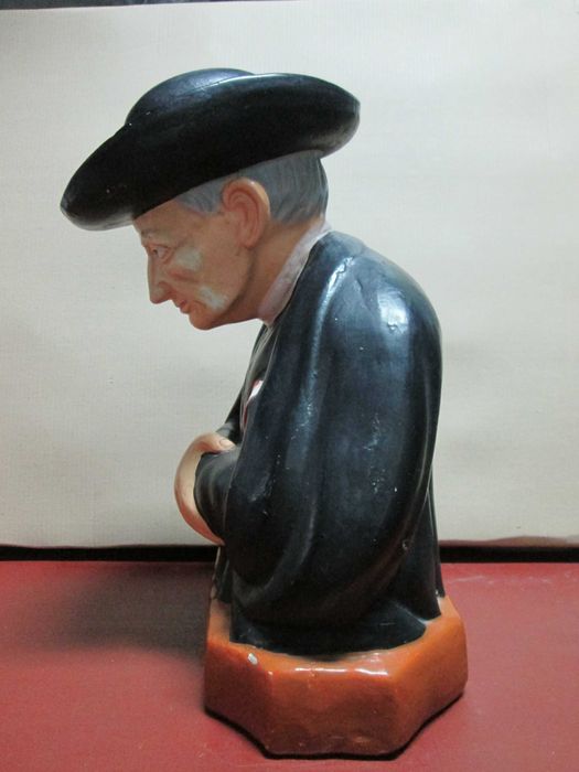 Estatueta Antiga do Padre Cruz