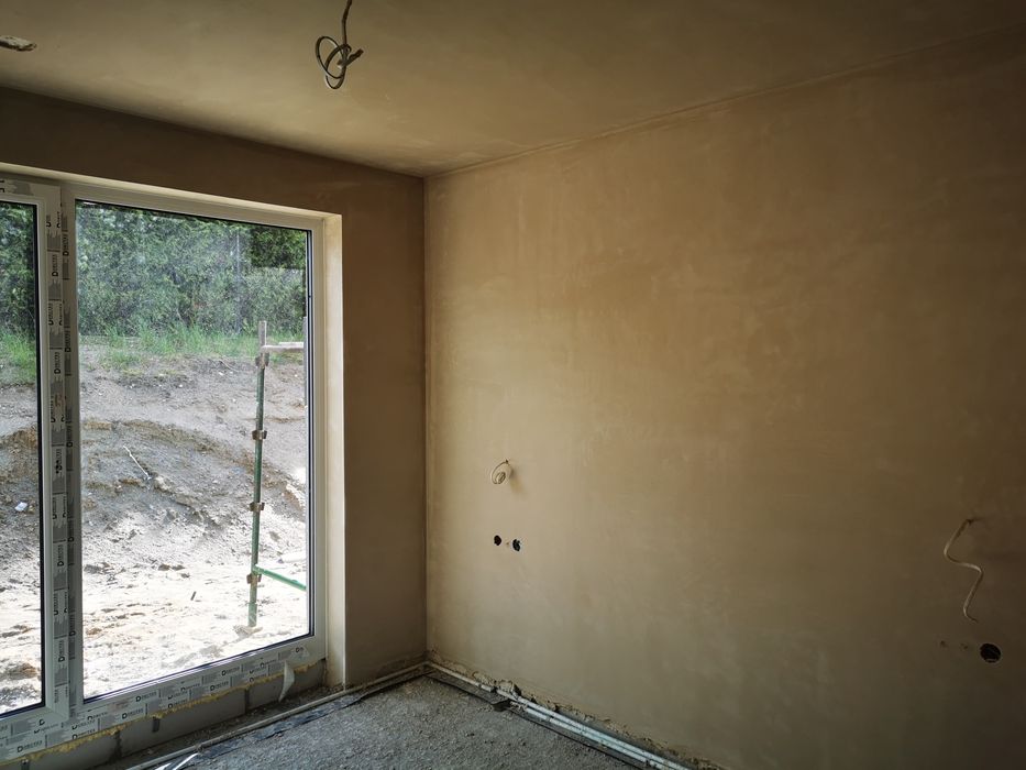 Tynki gipsowe, cementowo-wapienne, posadzki maszynowe