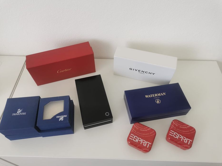 Várias caixas - Mont Blanc / cartier/ Givenchy/ waterman/ Swarowsky