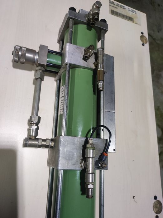 Actuador hidropneumático