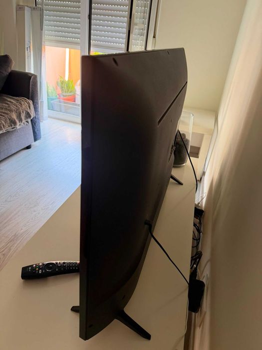 LG Smart TV 43" 4K UHD – Modelo 43UN73006LC