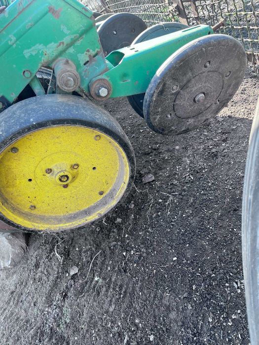 Сівалка John Deere 7000