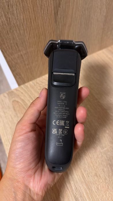 Продам електробритву Philip’s 7882