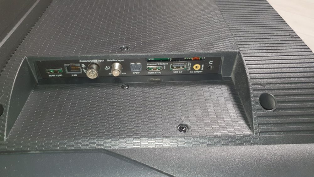 Продам 4К смарт ТВ TCL 43DP600