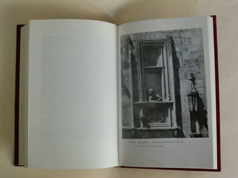 O Mistério das Catedrais
de Fulcanelli