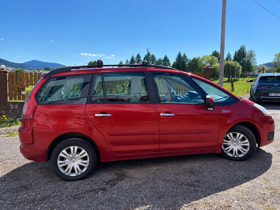 Продам машину Citroën C4 Picasso