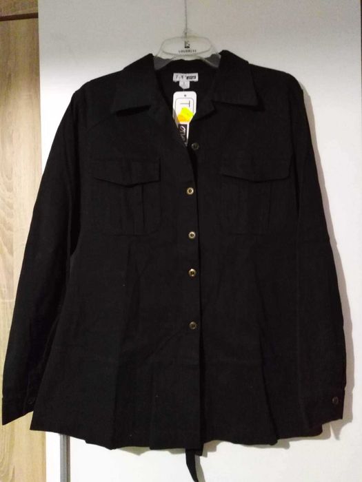 Czarny żakiet koszula