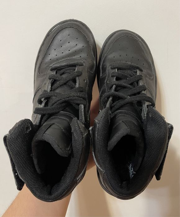 Кроссовки Nike Air Force 1 Mid