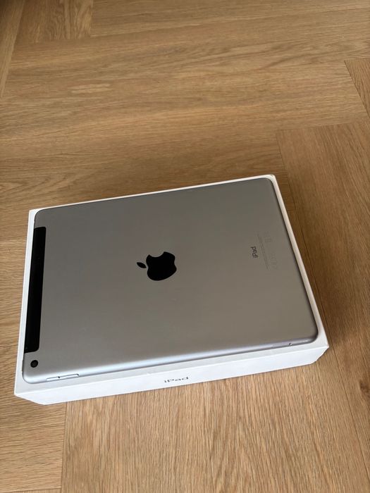 Idealny iPad 5 gen 32 GB Cellular Space Gray w PERFEKCYJNYM stanie!