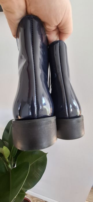 Granatowe lakierowane damskie botki 39 40 Kordel