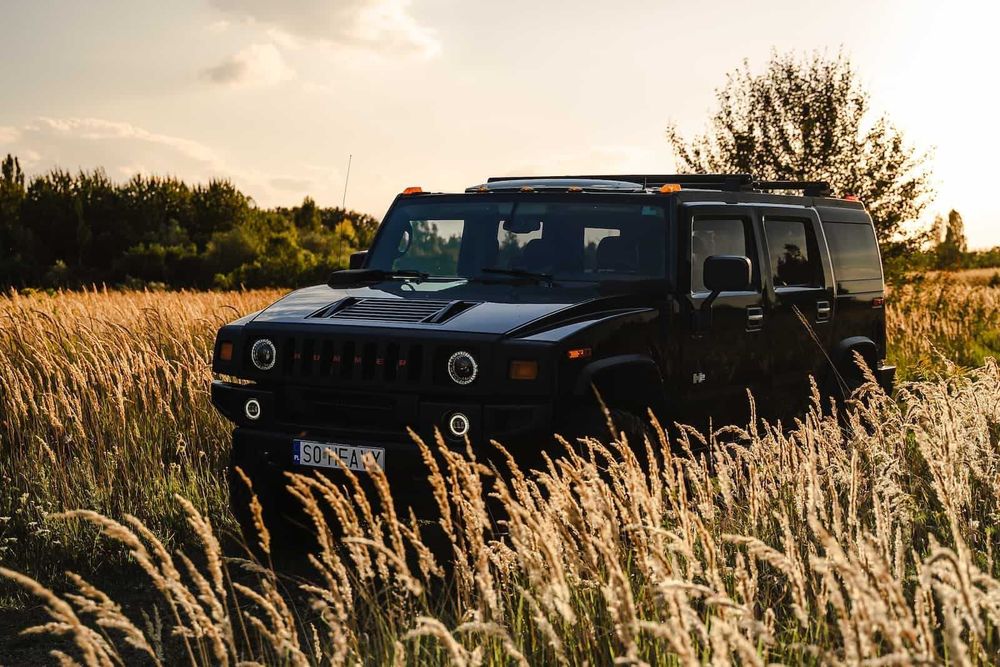 Wynajem HUMMER H2 SUV 4x4 6.0 V8 wypożyczalnia samochodów