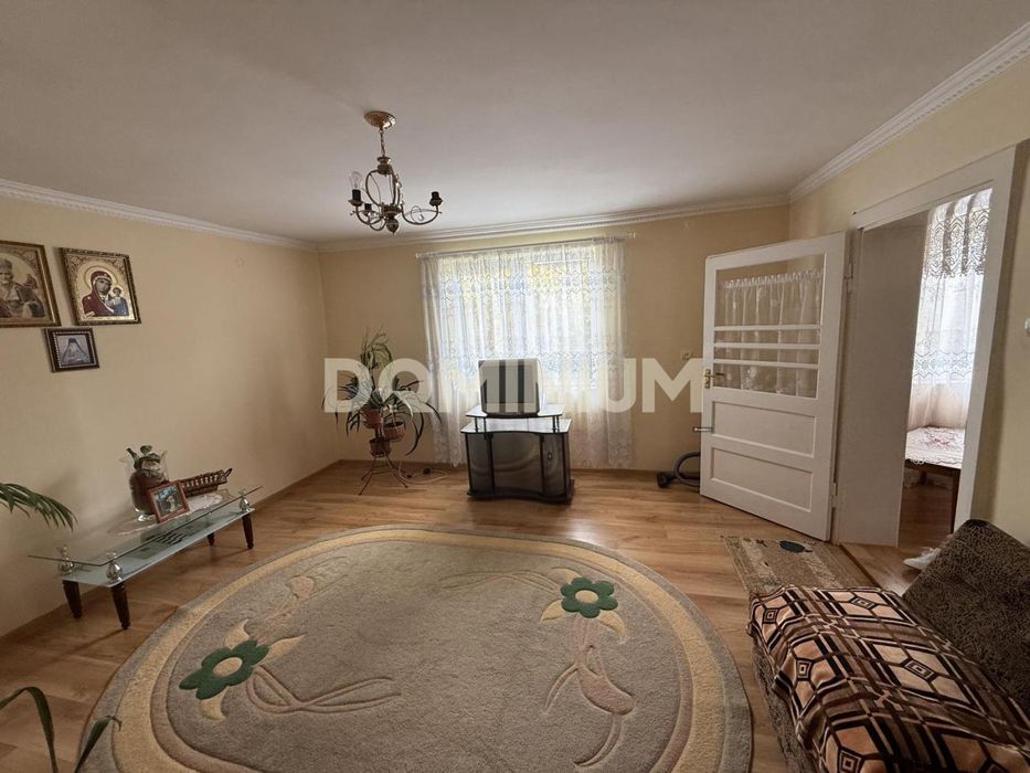 Продаж будинку в центрі Виноградова