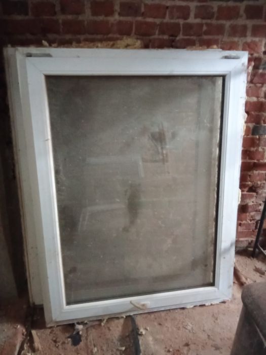 Okna plastikowe ścienne