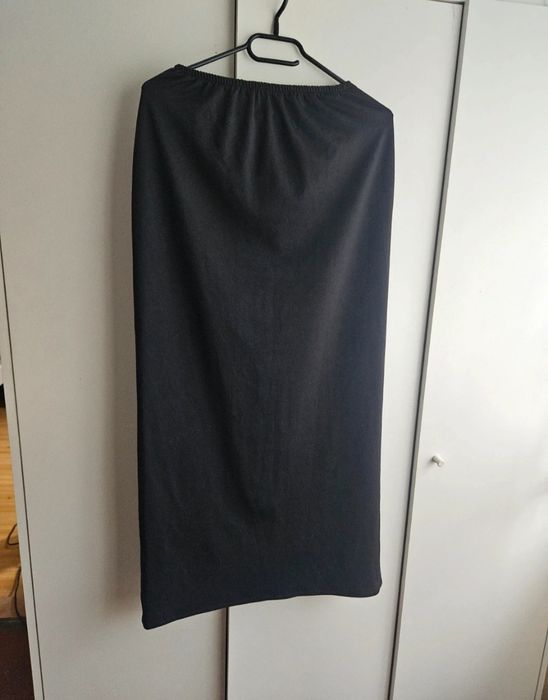 Klasyczna spódnica maxi M/L z elastyczną gumką w pasie