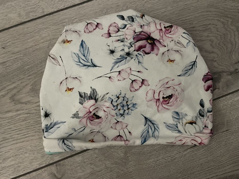 Шапочка ддя дівчинки