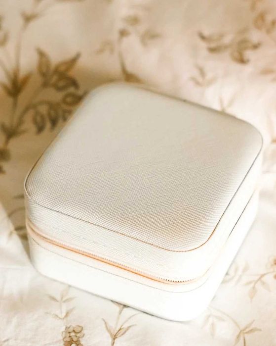 Caixa de Jóias / Guarda Jóias Nova / Porta Jóias