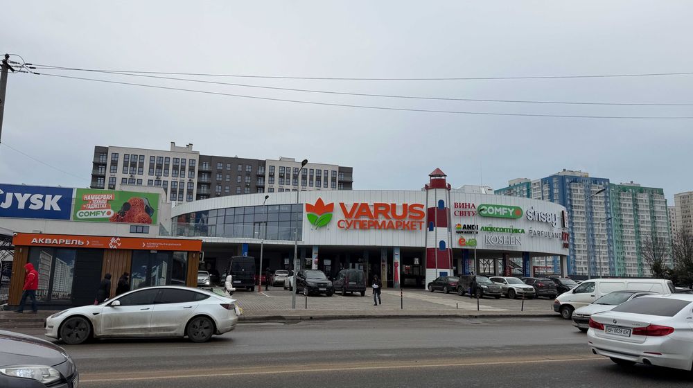 Орендуй приміщення під свій бізнес у новому ТРЦ!