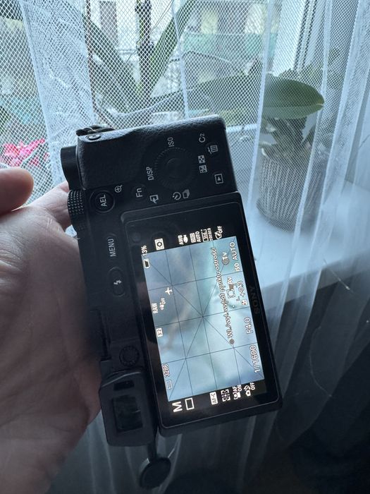 Sony a6100 z Ttartisan 35mm f1.8 af