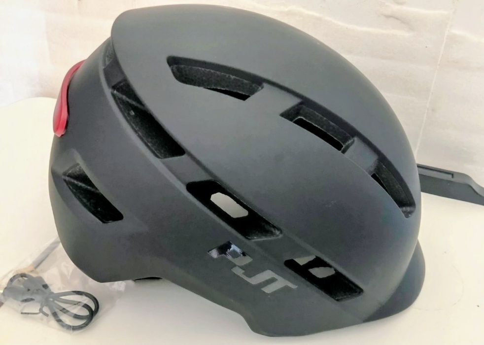 Capacete para skate trotinetes bicicleta c/Luz