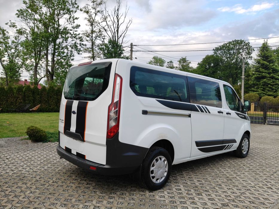 Wynajmę busa 9-osobowego Ford transit