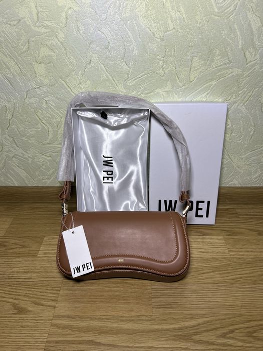 Оригінальна сумка JW PEI Joy Shoulder Bag Brown