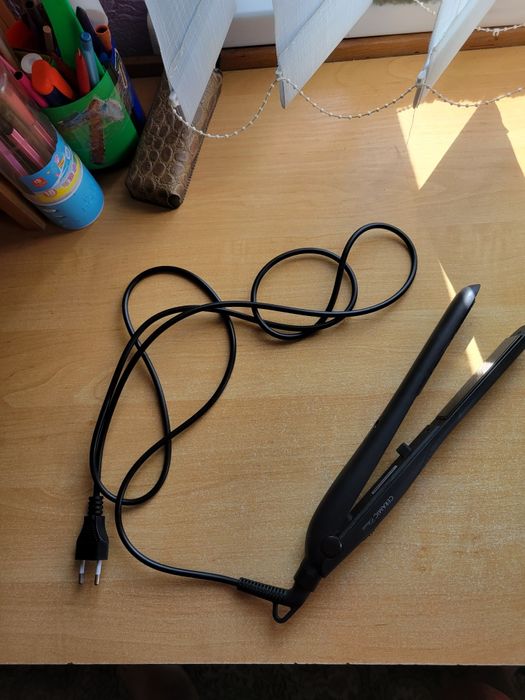 Випрямлювач волосся Polaris