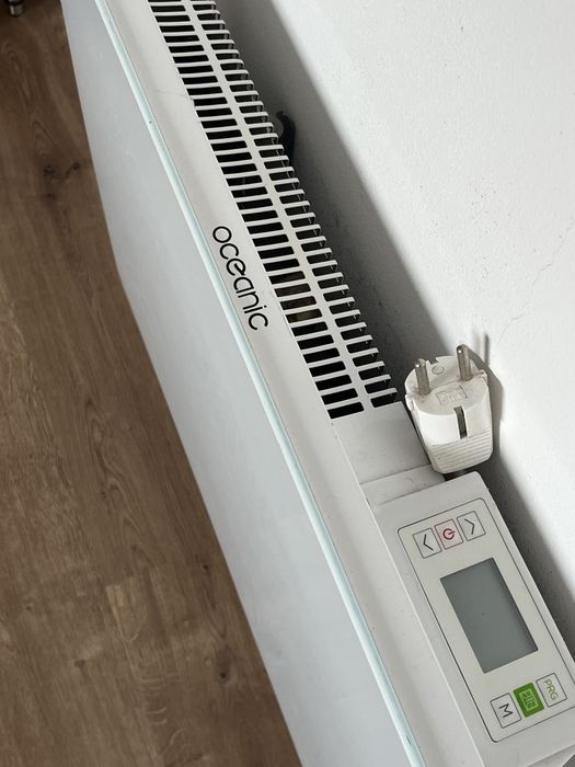 2 Radiadores elétricos de parede