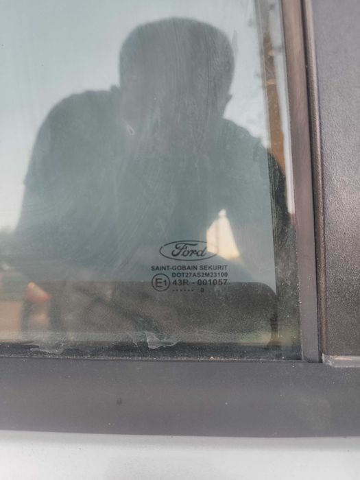 Дверь задня права форд фокус2