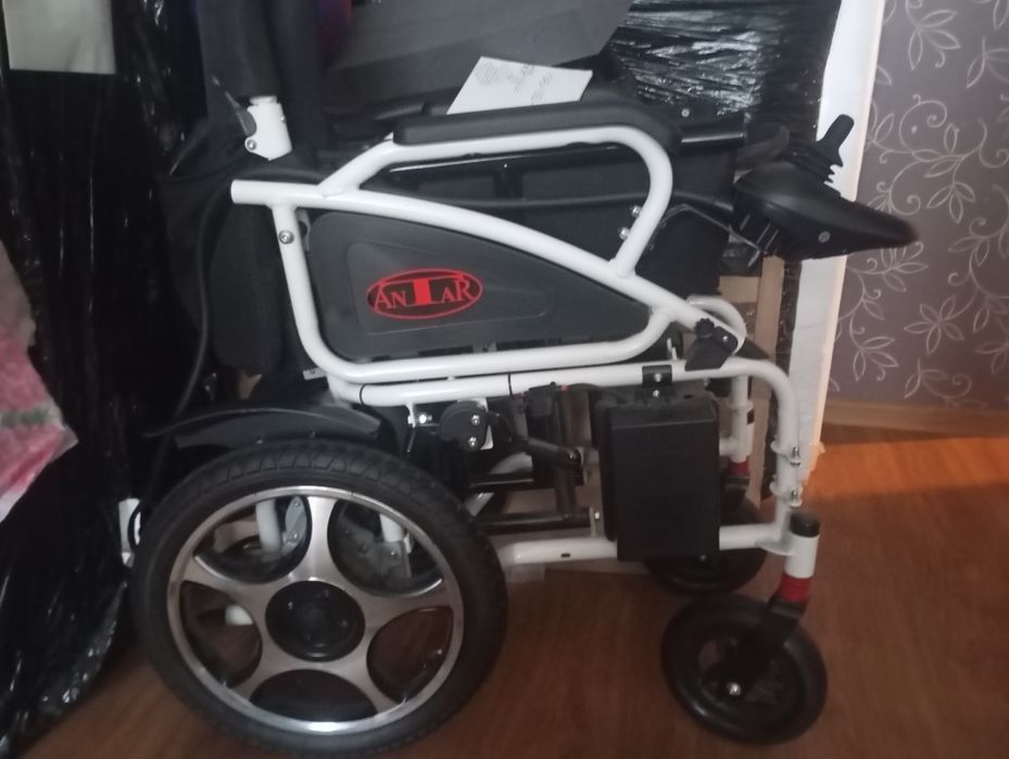 Wózek elektryczny inwalidzki