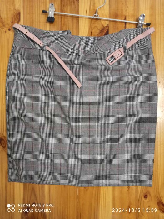 Спідниця з якісної тканини