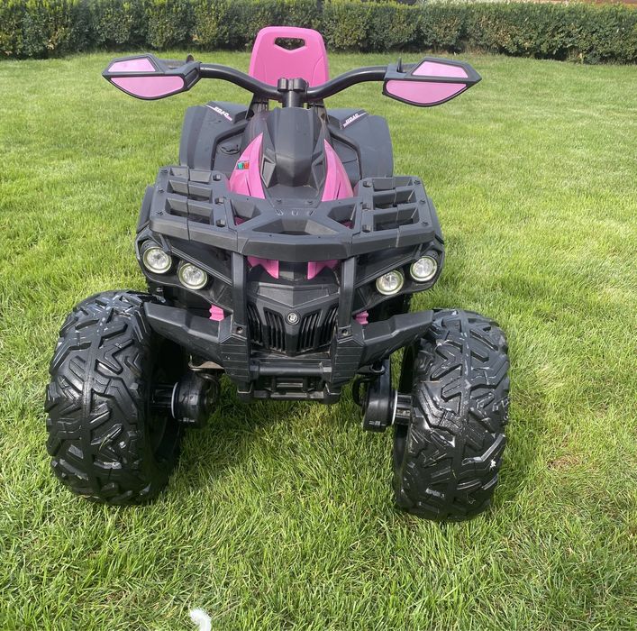 Квадроцикл дитячий на акамуляторі