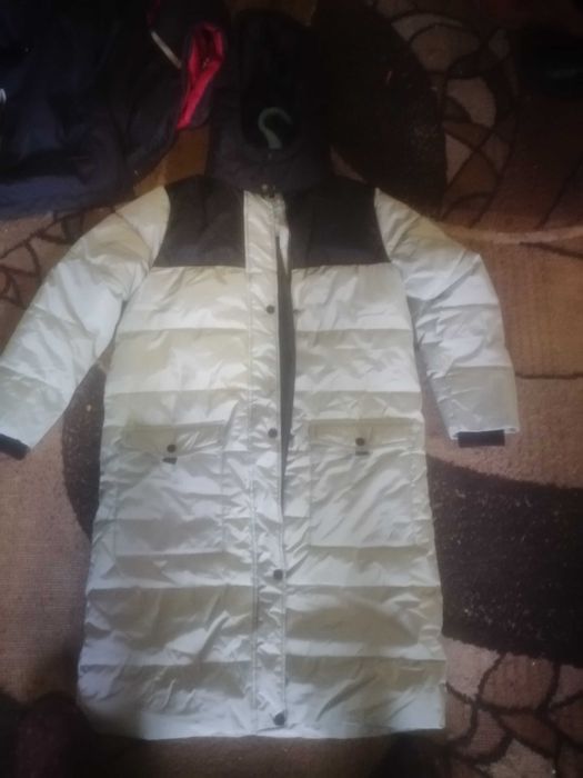 Продам пуховики женские и другое