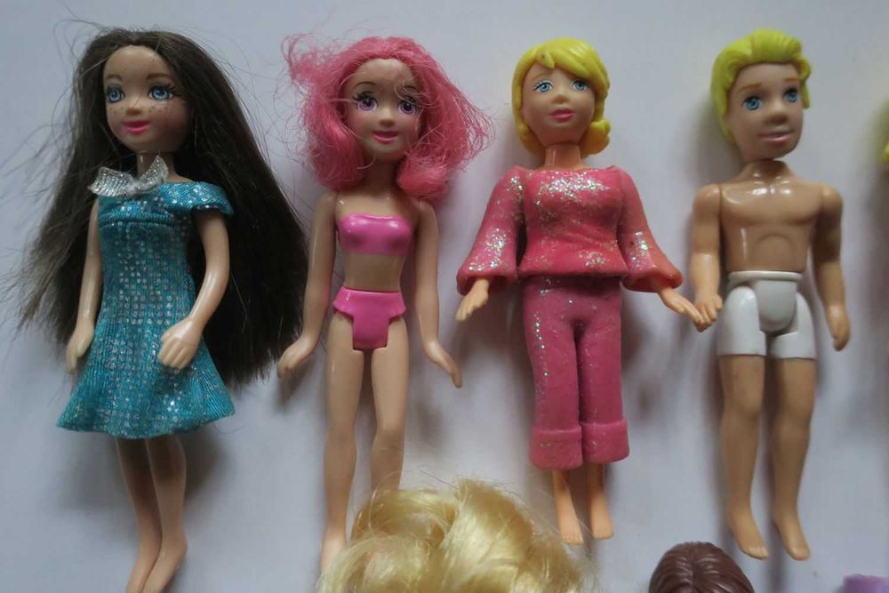 Zestaw 7 szt lalki Polly Pocket plus samochód