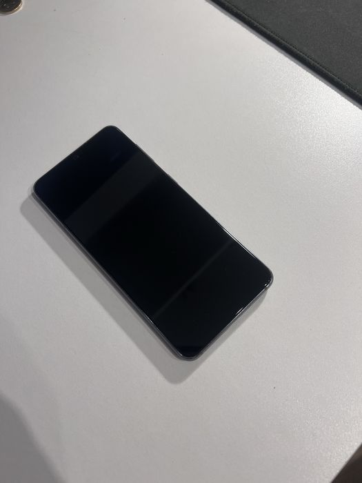 Samsung S21 5G  mało używany