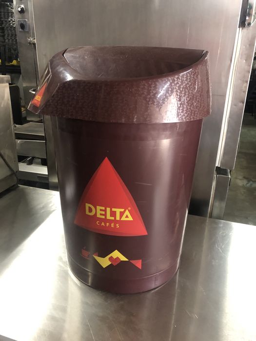 Balde do Lixo DELTA em Plástico 1 unidade