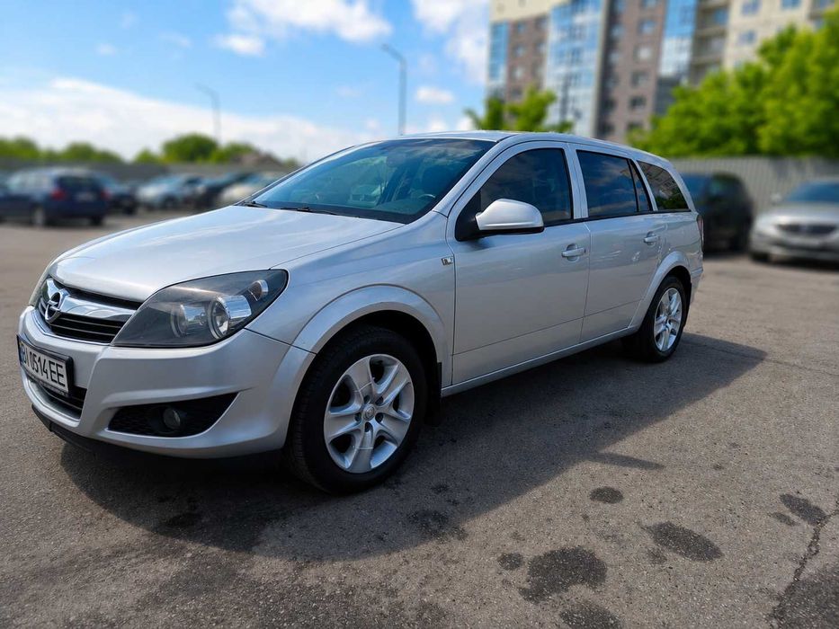 OPEL ASTRA H, 2013 рік