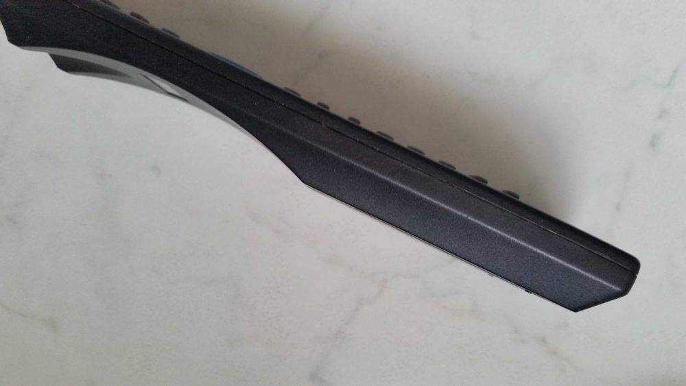 Pilot odtwarzacza dvd MANTA