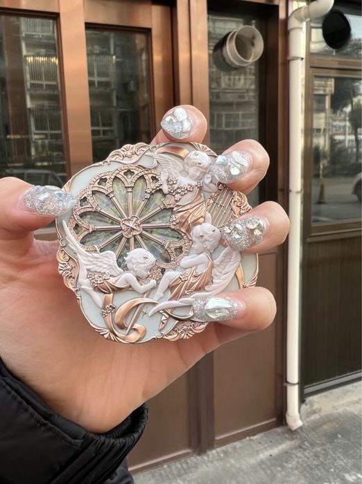 Румʼяна Flower Knows