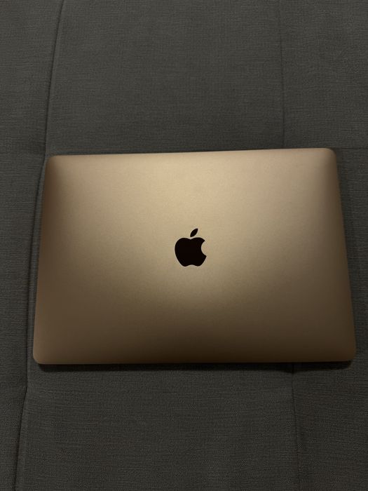 Macbook air M1 2020