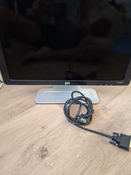 Monitor HP w2007v