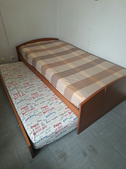 Bicama de solteiro + 2 colchões