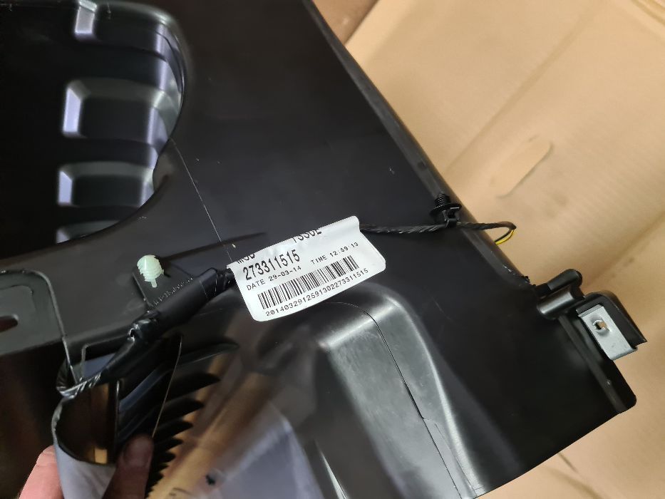 Kierownica powietrza łąpacz wlot pas przód RANGE ROVER SPORT L320 NOWA