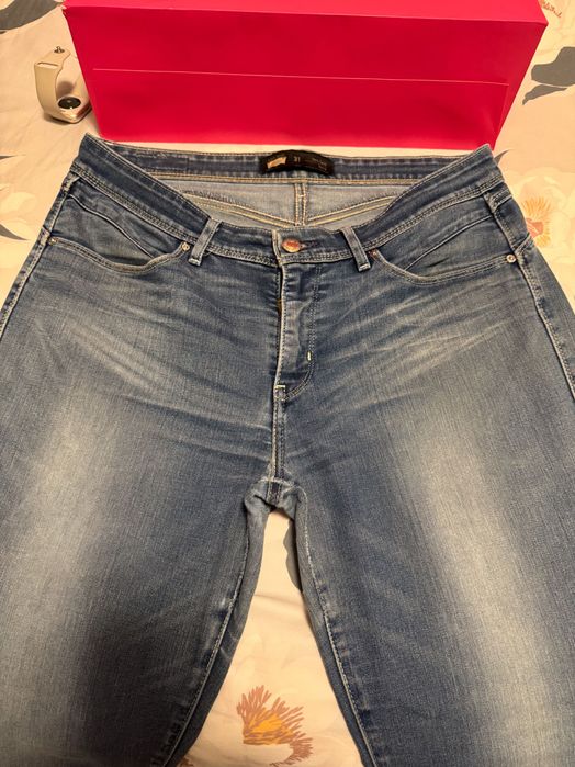 Levi Demi Curve Skinny Jeans